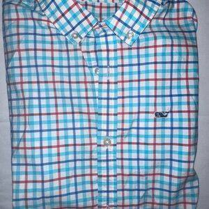 vineyard vines medium 12 -14 on the go performance
long sleeved plaid